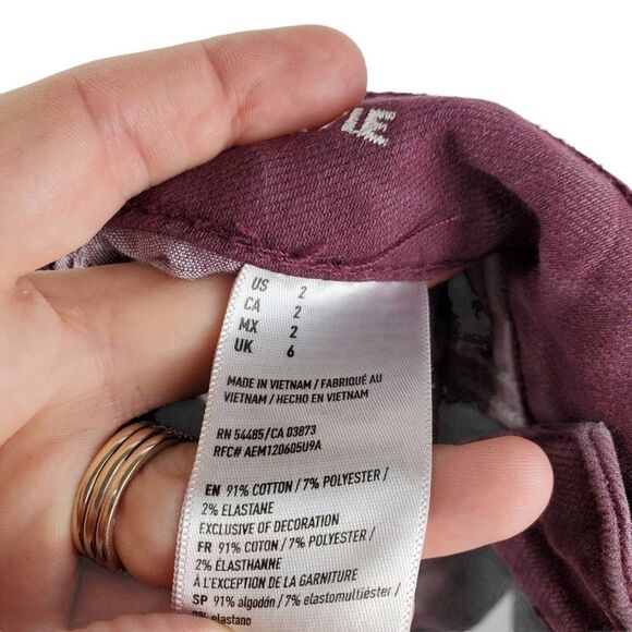 AEO American Eagle Hi Rise Shortie Shorts Jean Frayed Cuffed Hem Super Stretch - Picture 4 of 6